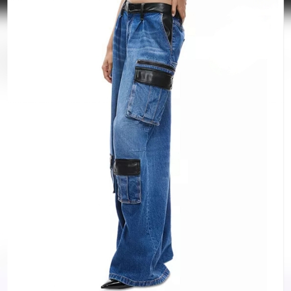 ALICE + OLIVIA Cargo Jeans - Picture 11 of 14